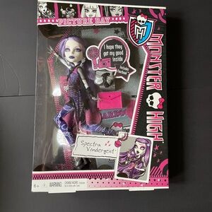 Original 2012 Monster High, SPECTRA VONDERGEIST Picture day   NIB